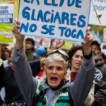 Jerusalém reabre locais sagrados e Argentina altera Lei de Geleiras