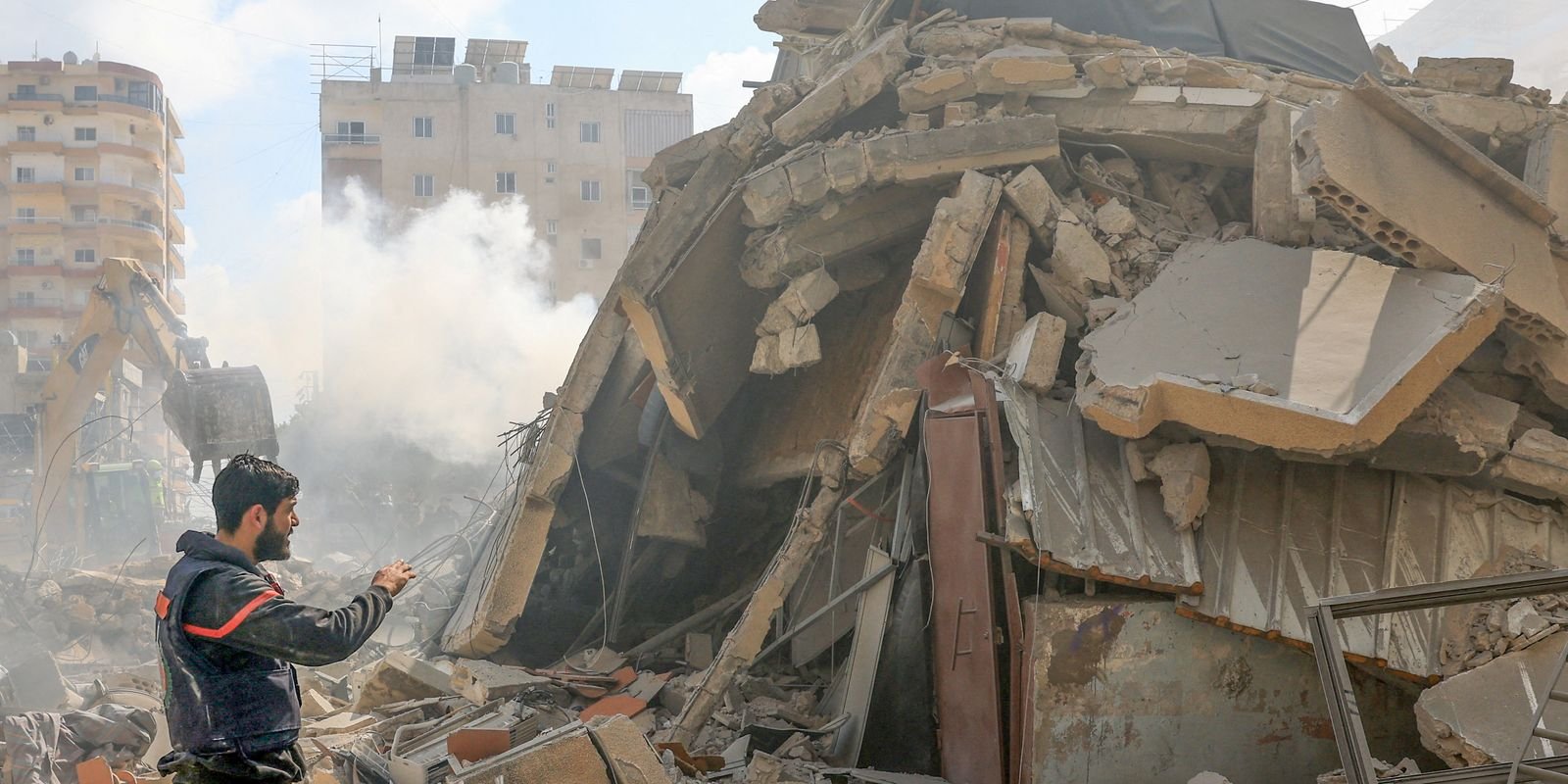 Após cessar-fogo entre EUA e Irã, Israel ataca Líbano; Teerã retalia