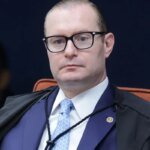 Zanin decide manter presidente do TJ como governador interino do Rio