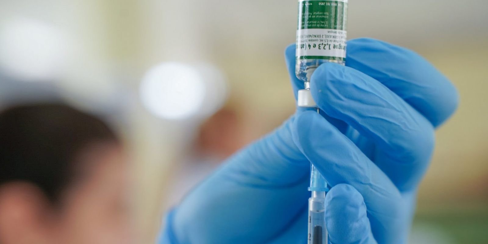 Vacinação nas escolas pretende imunizar 27 milhões de alunos no país