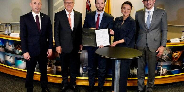 Crédito de R$ 2,5 bi para Túnel Imerso Santos-Guarujá é formalizado