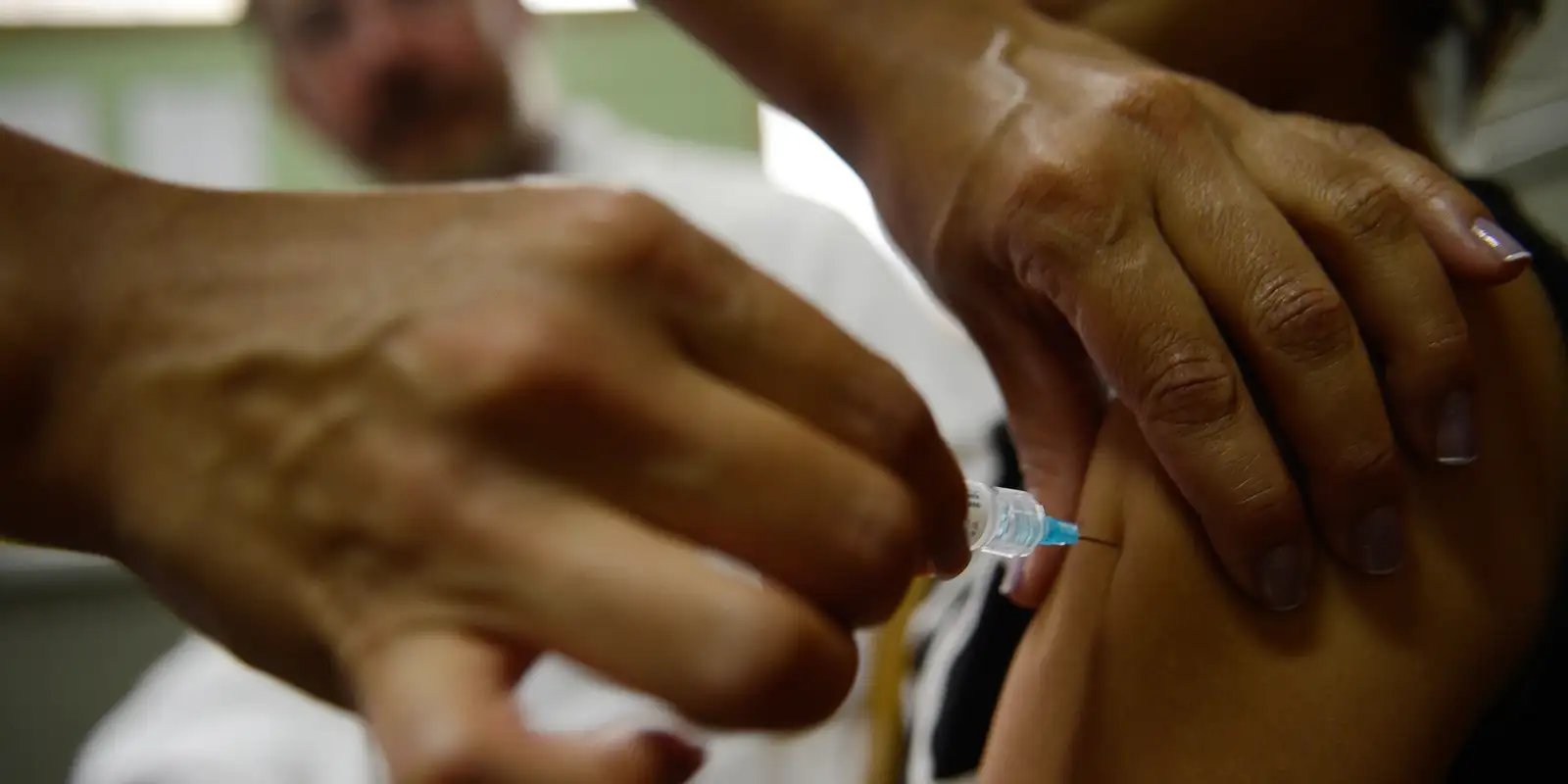 Unicef destaca aumento da cobertura vacinal contra o HPV no Brasil