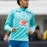 Zagueiro Éder Militão faz cirurgia e está fora da Copa do Mundo