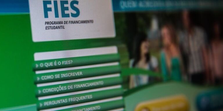 MEC divulga nova convocação para lista de espera do Fies 2026