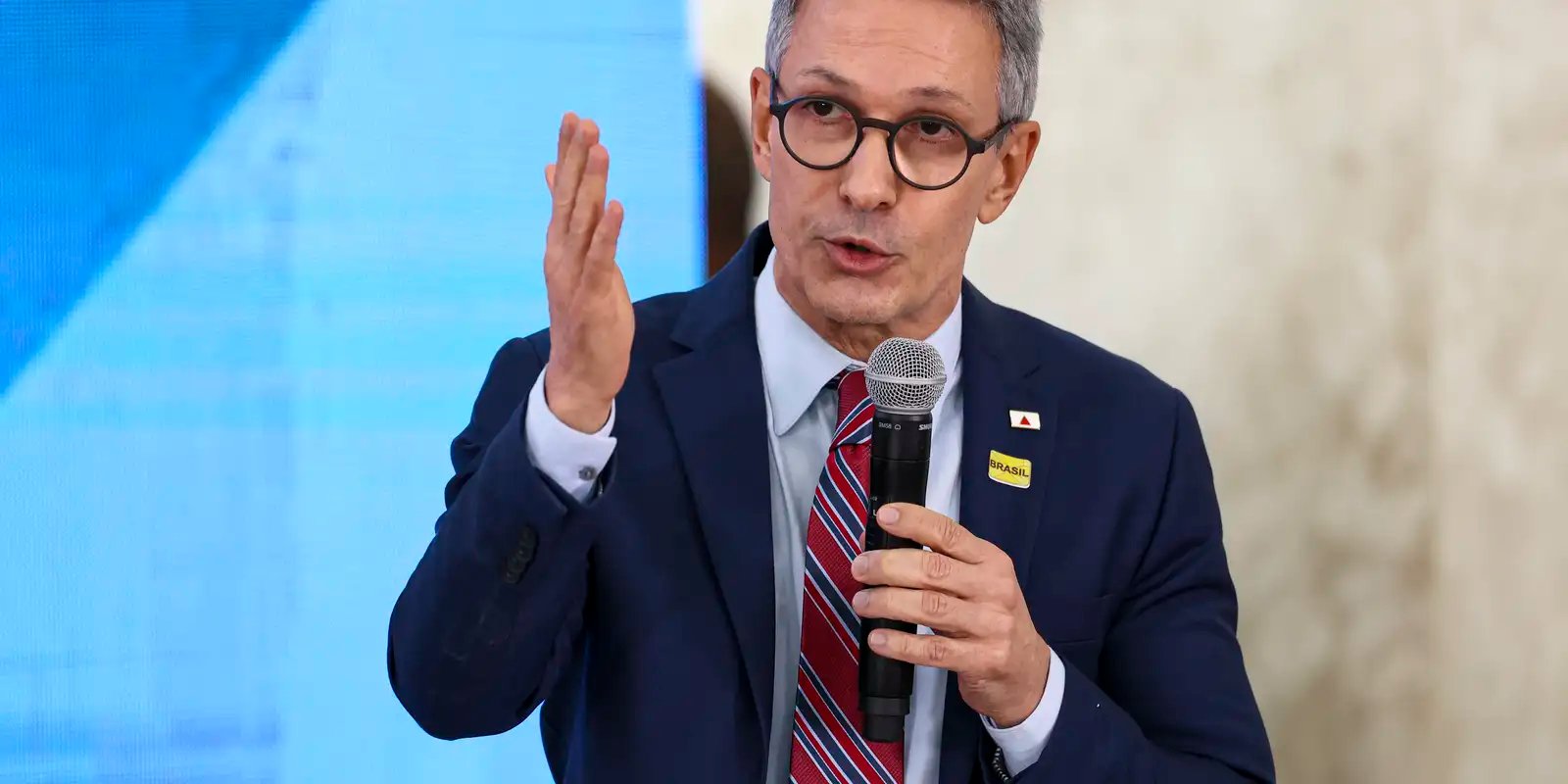 Gilmar Mendes pede inclusão de Romeu Zema no inquérito das fake news