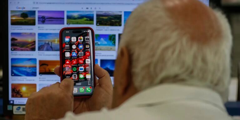 UFBA abre inscrições de letramento digital para idosos