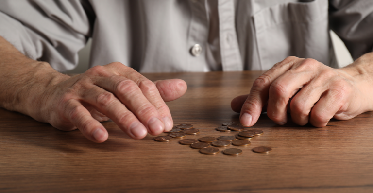 Abono salarial PIS/Pasep é liberado para trabalhadores hoje (15)