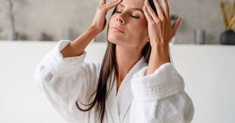 entenda como a perda de peso rápida envelhece o rosto