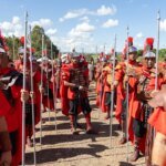 Fiéis acompanham Via Sacra de Sexta-Feira Santa no Distrito Federal