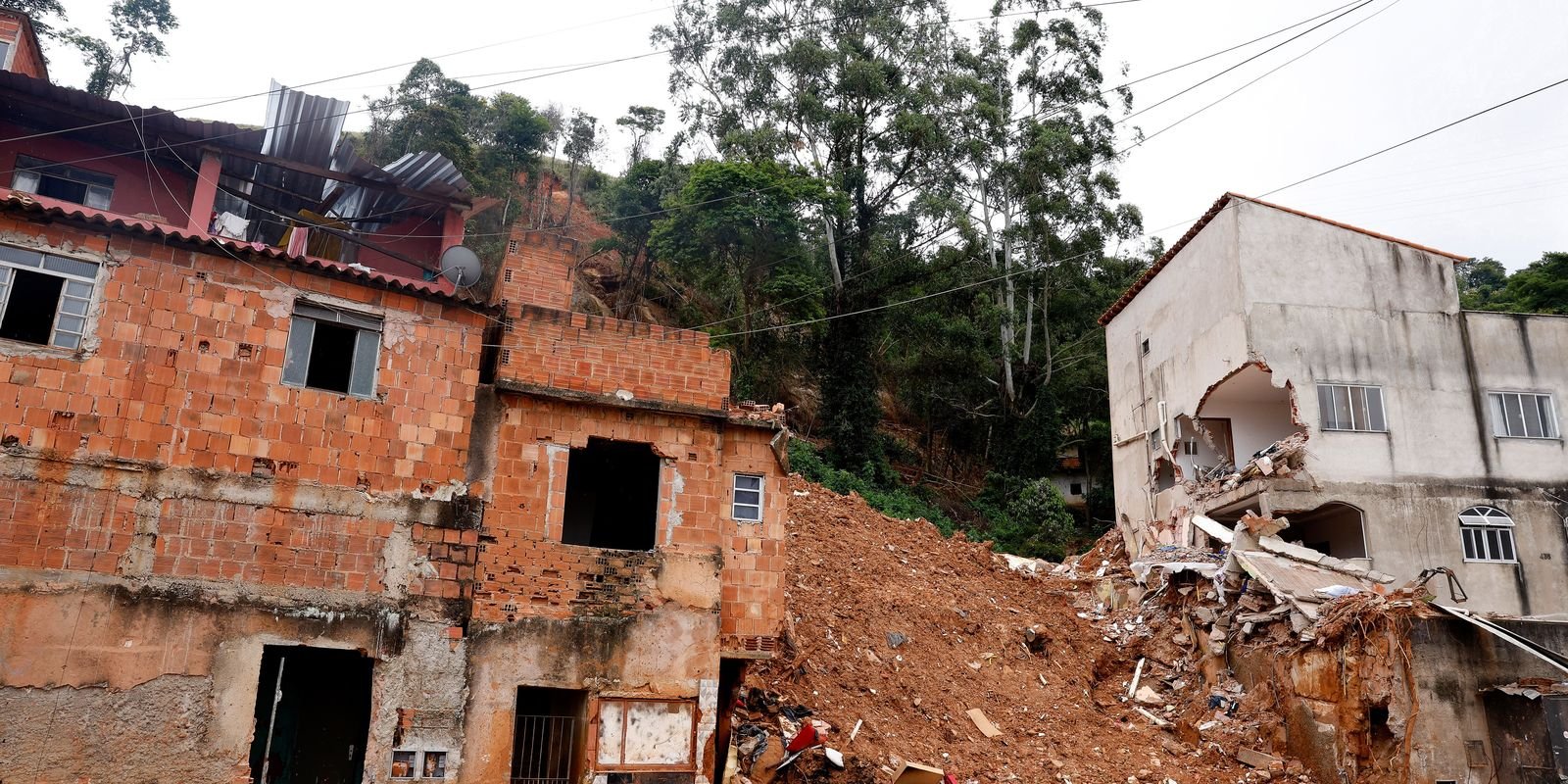 Chuvas: Governo Federal inicia pagamento do Auxílio Reconstrução em MG