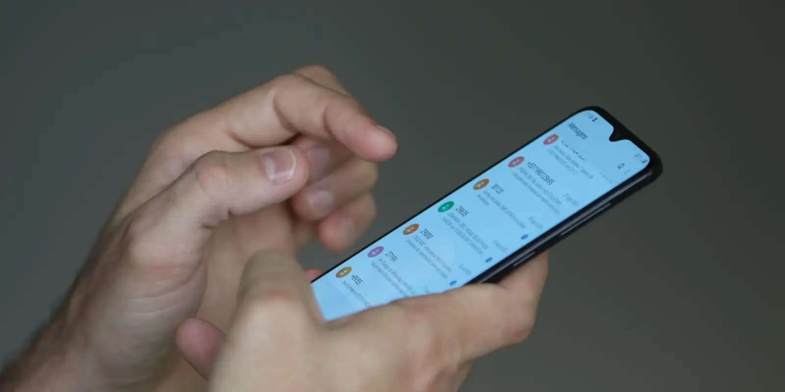 Ano já tem quase 37 mil denúncias feitas pelo Disque 100 no WhatsApp