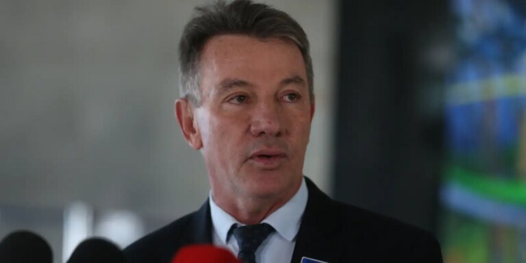 Novo pedido de vista volta a adiar julgamento de ex-governador de RR