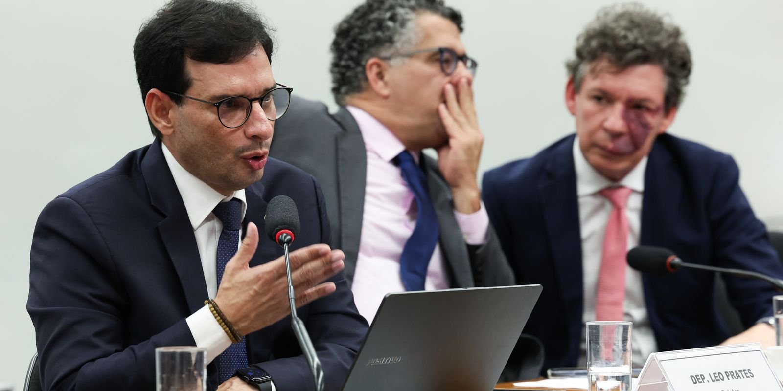 Parecer da PEC que pede fim da escala 6x1 deve ser votado no dia 26