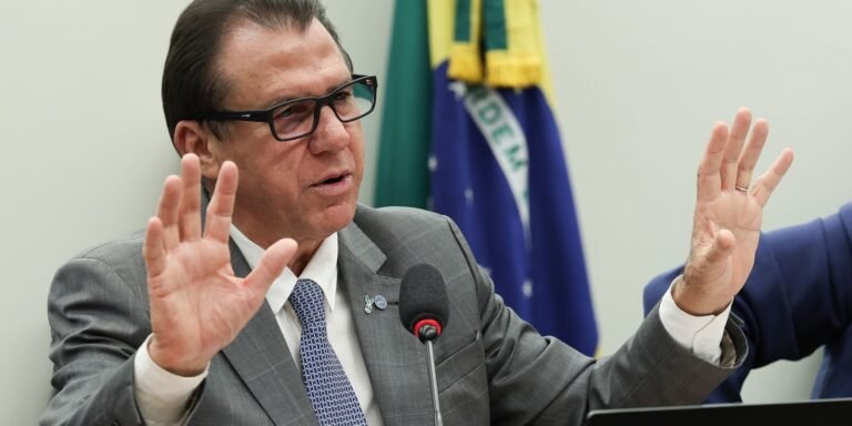 “Aposta é no ganho de produtividade”, diz Marinho sobre fim da 6×1