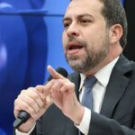 Na Câmara, Boulos defende fim da escala 6x1 de forma imediata