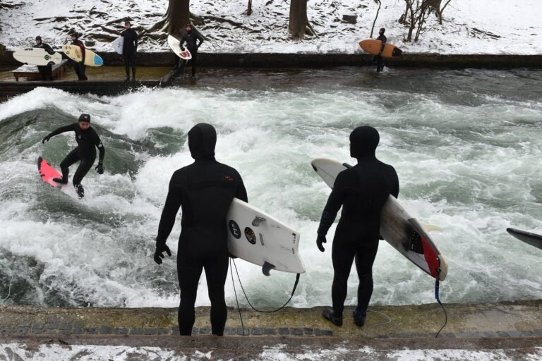 Surfistas celebram volta da ‘onda de Munique’ – 11/05/2026 – Esporte