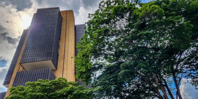 Caso Master não colocou em risco sistema financeiro, diz Banco Central