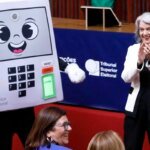 Urna eletrônica "acabou com a fraude eleitoral”, diz Cármen Lúcia