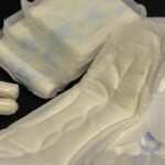 Dores menstruais afetam rotina escolar de 60% das alunas no Brasil