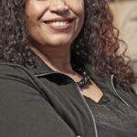 Beatriz Arcoverde, da EBC, vence categoria do Prêmio Mulheres Raras