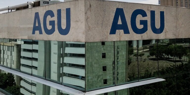 AGU aprova guia de boas práticas sobre uso da IA nas eleições de 2026