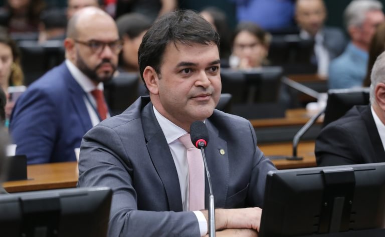 Comissão aprova gratuidade na Justiça para inscritos no CadÚnico – Notícias