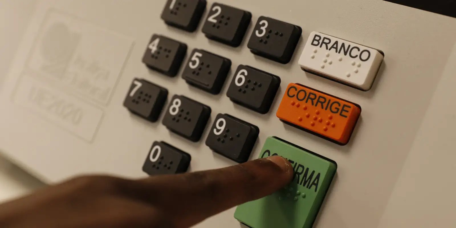 Brasil tem 158 milhões de eleitores aptos a votar em 2026, divulga TSE