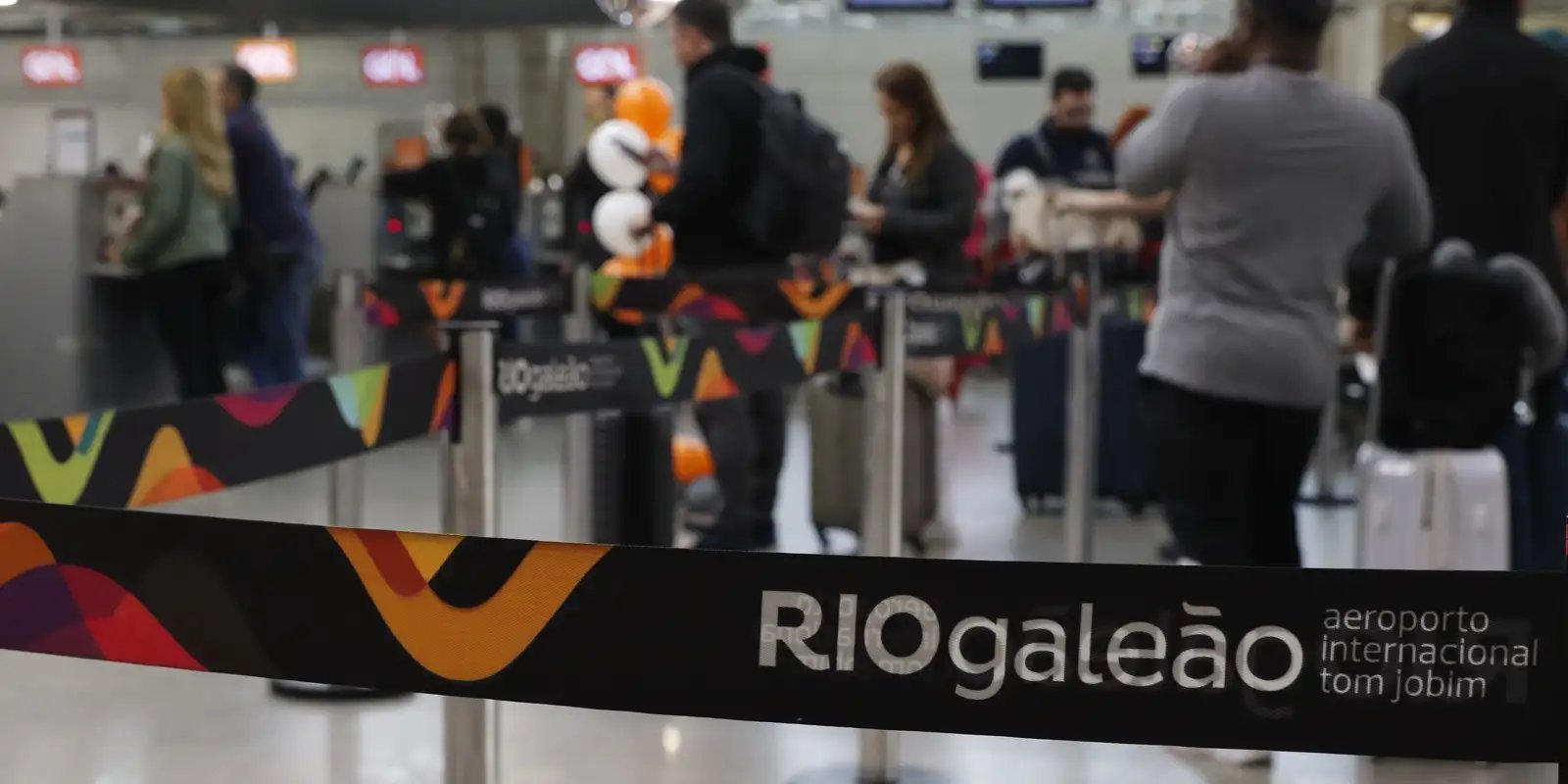 Feriado de 1º de maio movimenta aeroportos pelo país