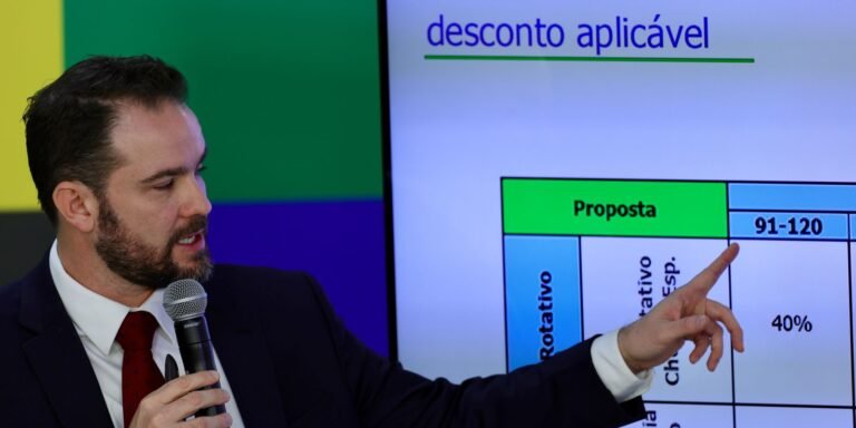 Ministério alerta para golpe com falso Desenrola Brasil