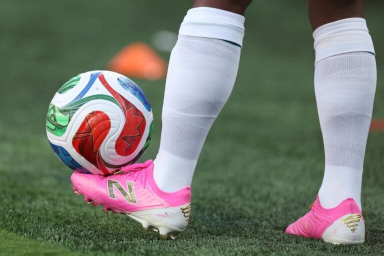 Copa do Mundo: Chuteiras rosa dominam gramados no Mundial – 16/06/2026 – Esporte