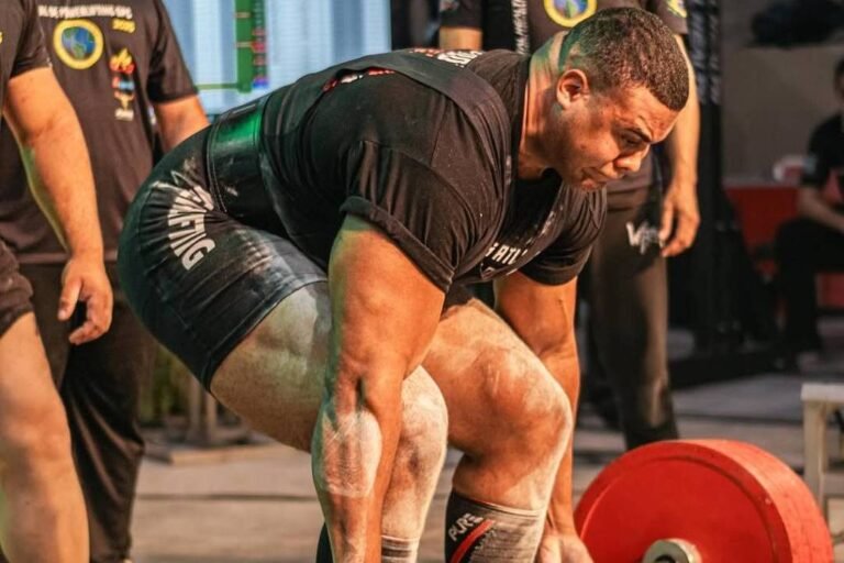 Natural, Bitelo levanta 400 kg em campeonato no Ceará – 15/06/2026 – Músculo