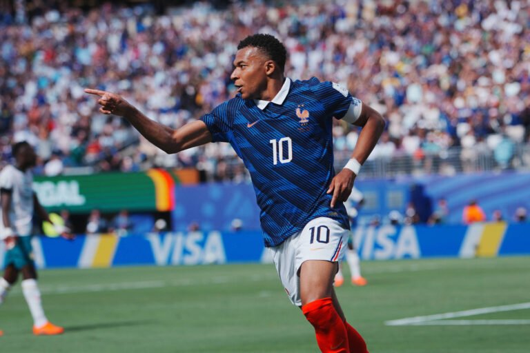 Copa: Jogadores que marcaram dois gols em estreia – 16/06/2026 – Esporte