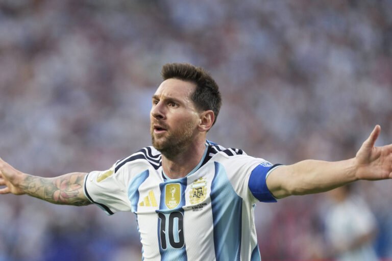Messi faz dois e empata com Ronaldo com 15 gols em Copas – 16/06/2026 – Esporte
