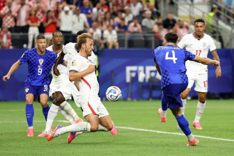 Copa: Kane busca a bola na defesa e faz 2 gols na estreia – 17/06/2026 – Esporte