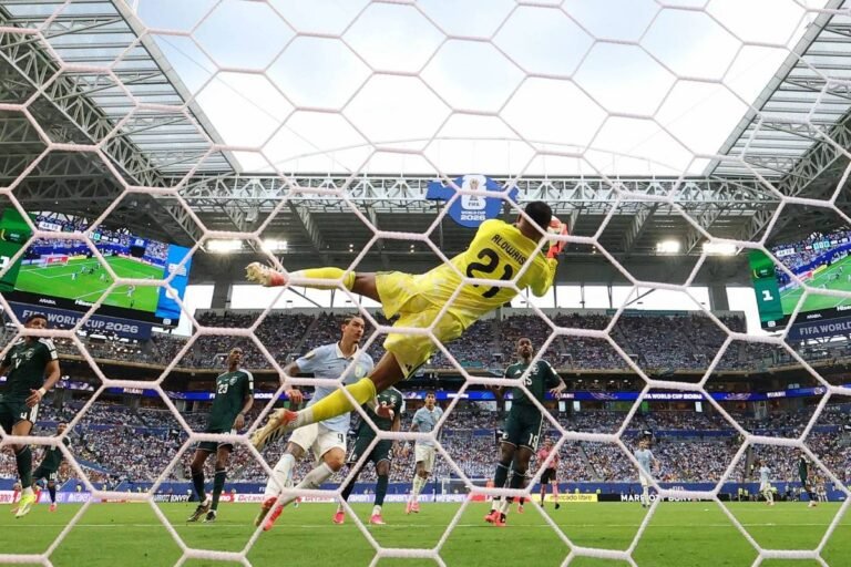 Vozinha é superado por 2 goleiros em defesas; veja ranking – 18/06/2026 – Esporte