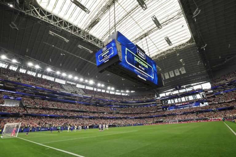 Copa: Arena de Dallas tem teto retrátil e ar condicionado – 20/06/2026 – Esporte