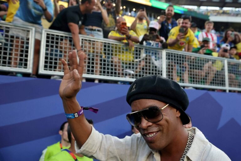 Ronaldinho Gaúcho voltará a jogar em clube italiano – 20/06/2026 – Esporte