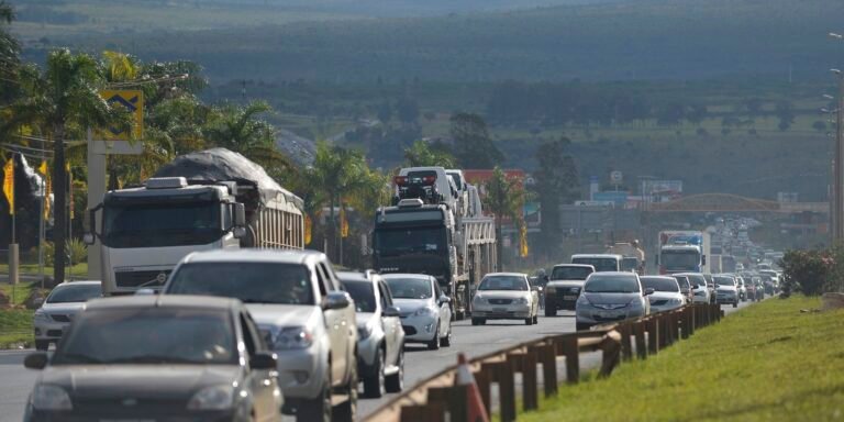 Feriado de Corpus Christi movimenta estradas e aeroportos do país
