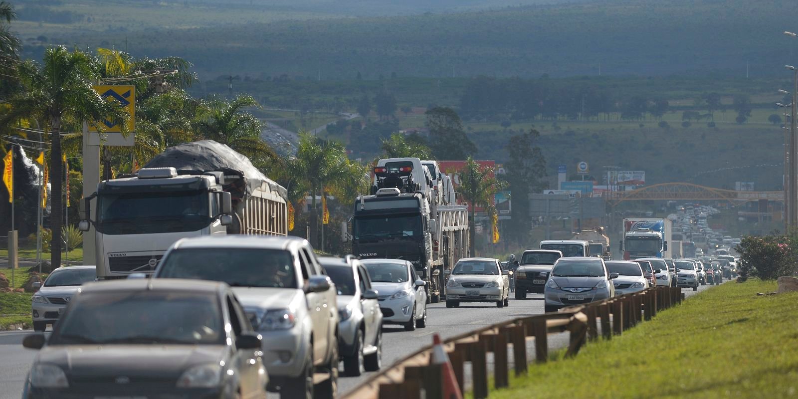 Feriado de Corpus Christi movimenta estradas e aeroportos do país