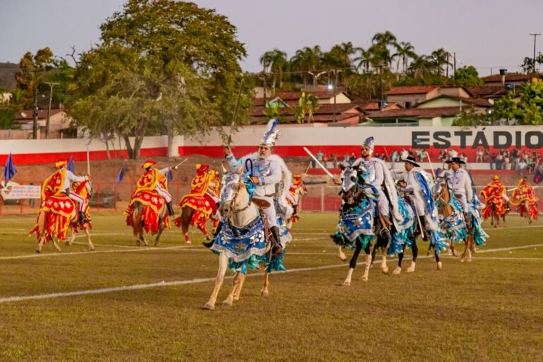 Neste fim de semana tem Cavalhadas em São Francisco de Goiás e Hidrolina – Portal Goiás
