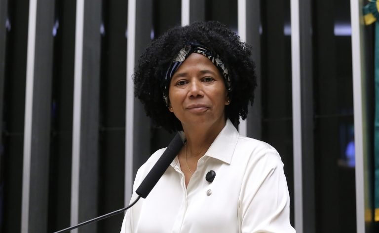 Comissão aprova capacitação de primeiros socorros voltada a alunos com doenças crônicas – Notícias