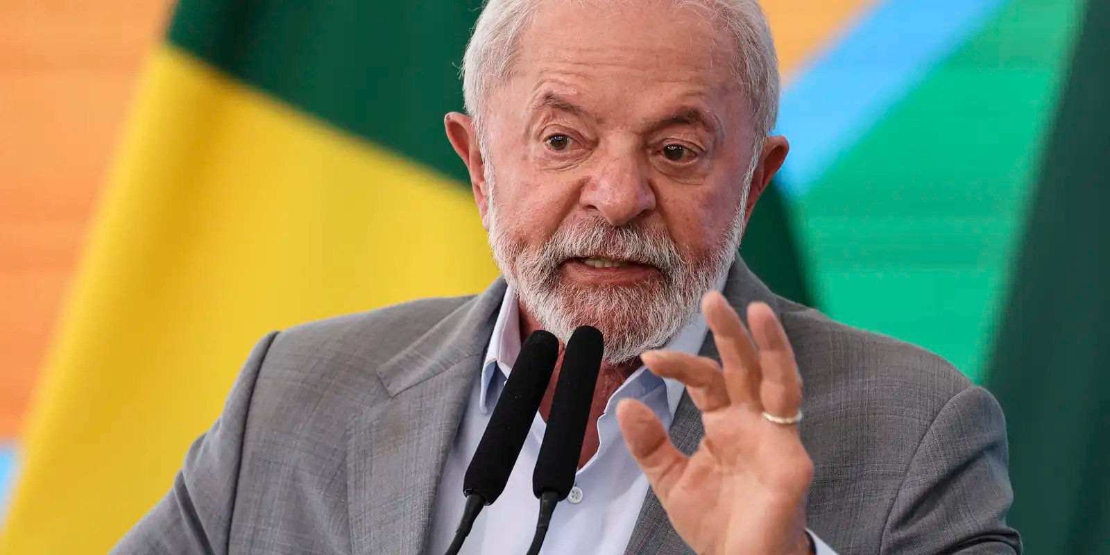 Lula manda recado a Ancelotti e pede que seleção jogue a Copa com alma