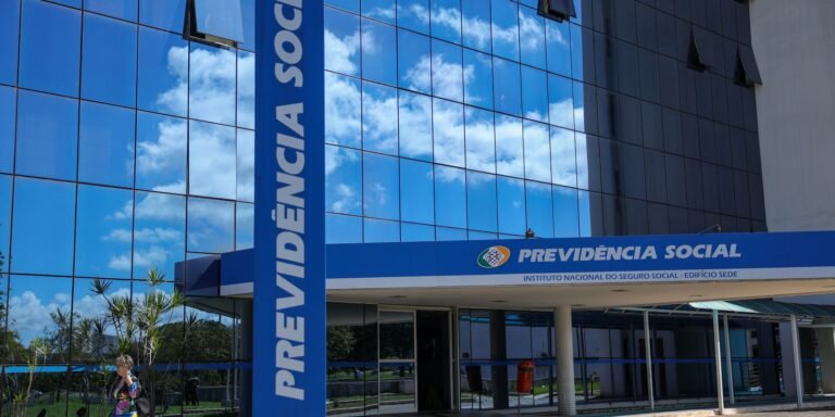 Mutirão abre 17,8 mil vagas para perícias médicas do INSS