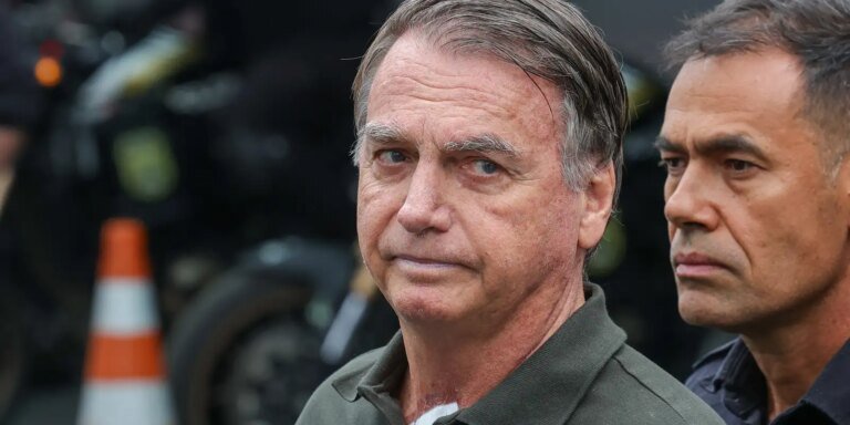 Bolsonaro não sabia que carta seria publicada por Flávio, diz defesa
