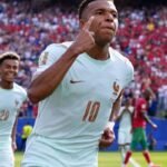 França ativa modo “rolo compressor”, despacha Marrocos e vai à semi