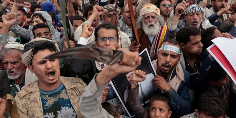 Houthis anunciam bloqueio naval contra Arábia Saudita