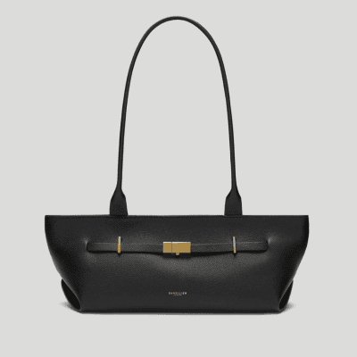bolsa leste-oeste preta com detalhe de fivela