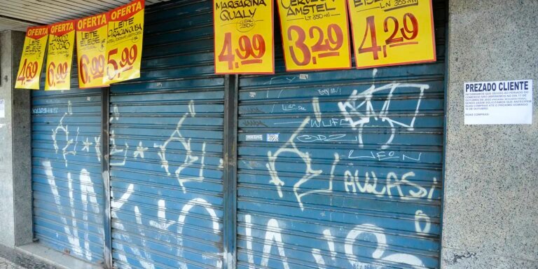 Funcionamento do comércio em feriados ganha nova regra