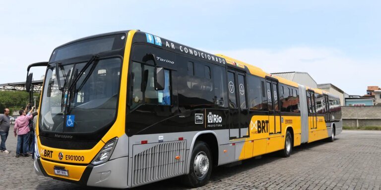 Motoristas de ônibus do Rio de Janeiro mantêm estado de greve