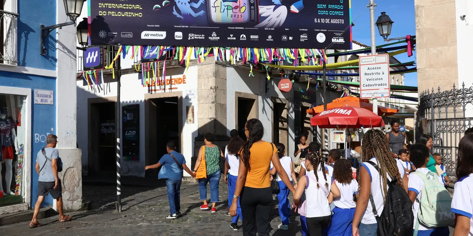 10ª Festa Literária Internacional do Pelourinho começa quarta-feira